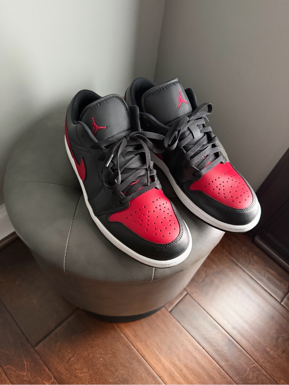 Jordan Low Top Men's Sneakers - Black & Red, men’s 11.5